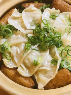 豚骨しょう油味で●餃子&中華麺のおでん鍋-レシピのメイン写真