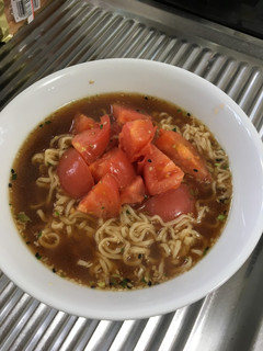 ゴマと合う!トマトラーメン-レシピのメイン写真