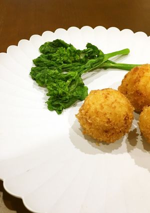 ランチに♪かにしんじょのクリームコロッケ-レシピのメイン写真
