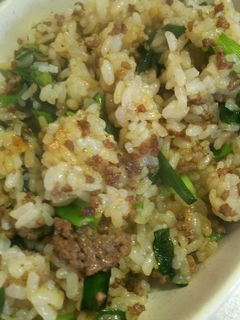 挽肉とニラでスタミナ☆炒めご飯-レシピのメイン写真