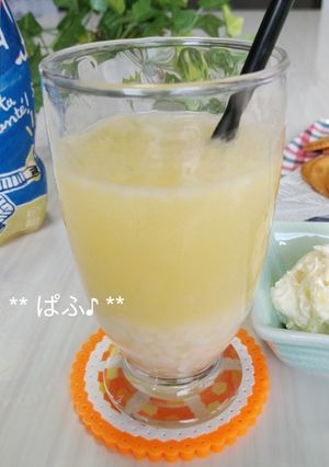 シュワシュワっと美味♬オランジーナで甘酒-レシピのメイン写真