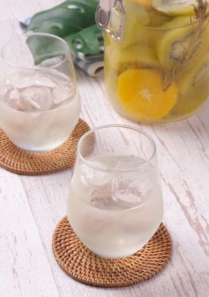 ウォッカで！キウイとオレンジの果実酒-レシピのメイン写真