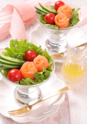 母の日☆サーモンの簡単お花ブーケサラダ-レシピのメイン写真