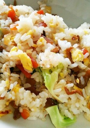 ◎休日ランチ◎ちらし寿司の素でチャーハン-レシピのメイン写真