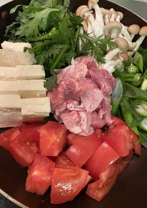 フライパンde簡単！トマト豚すき鍋-レシピのメイン写真