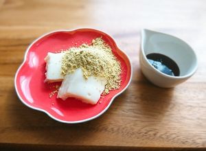 牛乳の消費に♪ほっこり味の牛乳もち-レシピのメイン写真