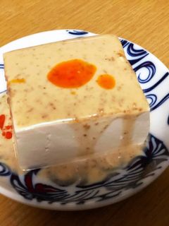 あ~ら美味しい!ラー油ゴマだれ冷奴-レシピのメイン写真
