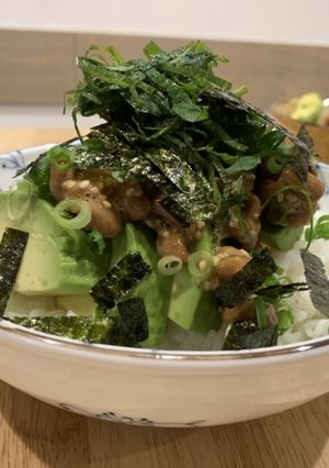 （塩糀）アボカド納豆丼-レシピのメイン写真