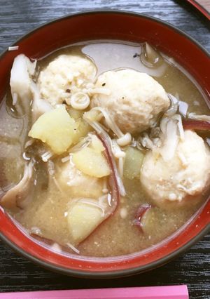 肉団子とさつまいも、きのこの味噌汁-レシピのメイン写真