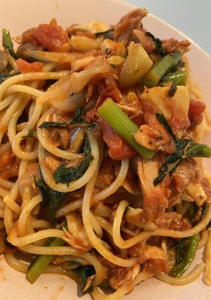 春菊とツナのトマトパスタ-レシピのメイン写真