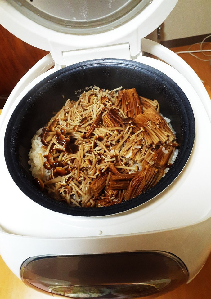 茶えのき茸の炊き込みご飯-レシピのメイン写真