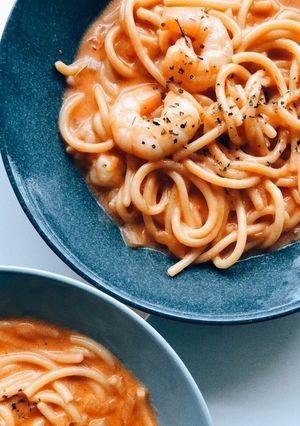 トマトジュースと牛乳の海老クリームパスタ-レシピのメイン写真