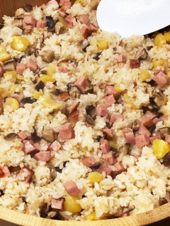 炊飯器で給食の中華おこわ-レシピのメイン写真