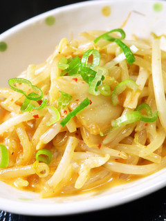 節約食材!もやしのキムチマヨチーズ炒め-レシピのメイン写真
