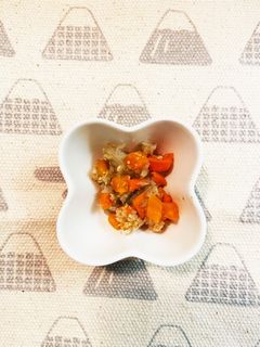 離乳食中期✩.*ごぼうと人参のごま和え-レシピのメイン写真
