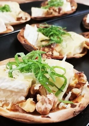カマンベールチーズ&味噌の和洋折衷ピザ-レシピのメイン写真