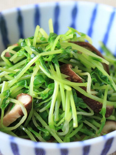後味さっぱり、豆苗としいたけのポン酢和え-レシピのメイン写真