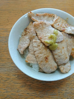 簡単!山葵と豚バラ肉丼!-レシピのメイン写真