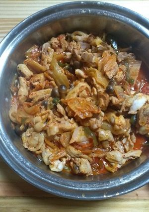 クィーンクック☆鶏もも肉のキムチ炒め-レシピのメイン写真