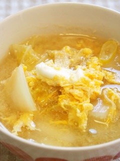 白菜と卵のお味噌汁♪ほっとする甘さ-レシピのメイン写真