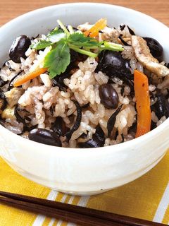 ひじきと黒豆の炊き込みごはん-レシピのメイン写真