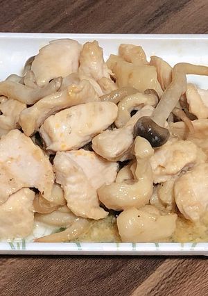 鶏肉としめじのピリ辛マヨ炒め-レシピのメイン写真