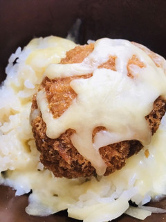 ズボラ飯♬絶品チーズメンチカツ丼★-レシピのメイン写真