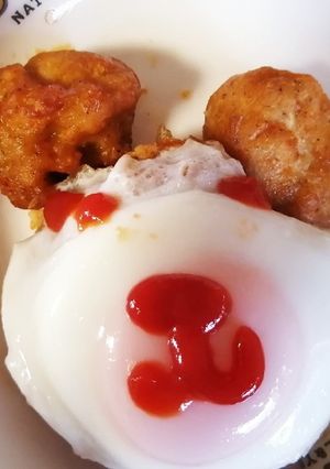目玉焼きでくまちゃんオムライス-レシピのメイン写真