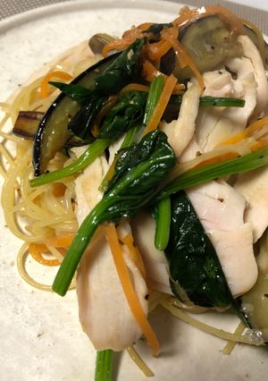 ココナッツオイルの緑黄色野菜パスタ-レシピのメイン写真