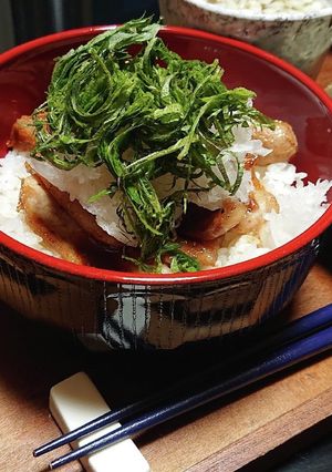 大根おろしたっぷり豚トロ丼-レシピのメイン写真