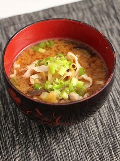 簡単!茄子と豚生姜のお味噌汁-レシピのメイン写真