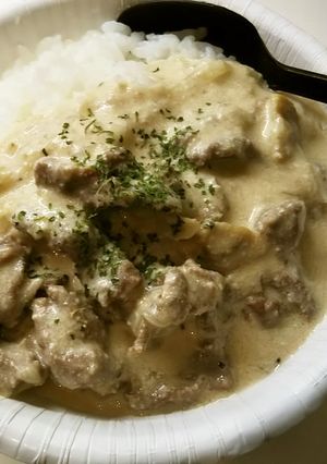 ホットクックで作るビーフストロガノフ-レシピのメイン写真