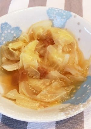 胃腸にやさしい♪キャベツと梅の出汁煮-レシピのメイン写真
