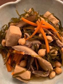 高野豆腐と切り昆布の煮物-レシピのメイン写真