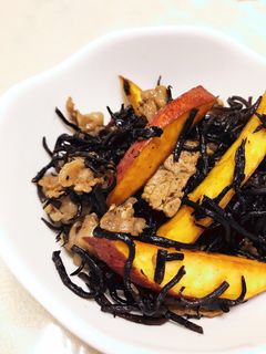さつま芋と牛肉の栄養たっぷりひじき煮-レシピのメイン写真