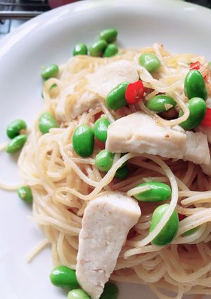 枝豆とサラダチキンの彩り春パスタ-レシピのメイン写真