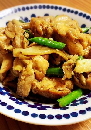 もも肉と舞茸のバターにんにく炒め-レシピのメイン写真