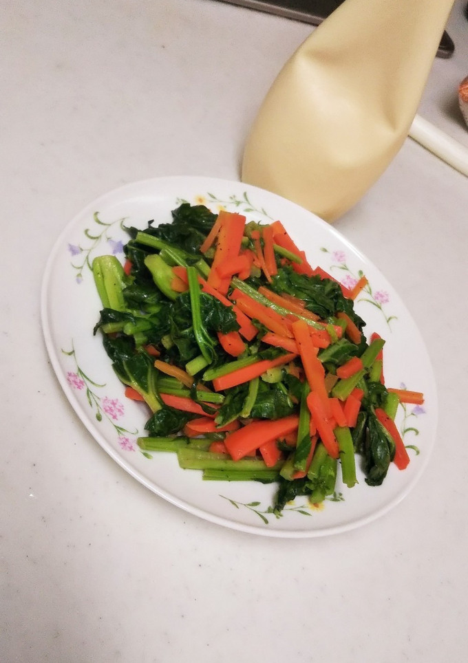 かき菜とにんじんのマヨソテー-レシピのメイン写真