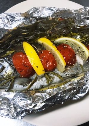 ニジマスの香草ホイル焼きローズマリー風味-レシピのメイン写真