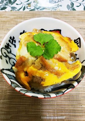 あぶら麩の卵とじ丼-レシピのメイン写真