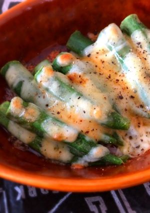 めちゃうま♪オクラのチーズペッパー焼き-レシピのメイン写真