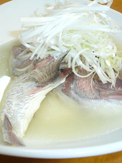 鯛のかぶとの塩煮-レシピのメイン写真