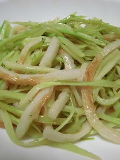 ブロッコリーの茎と竹輪のポン酢醤油炒め-レシピのメイン写真