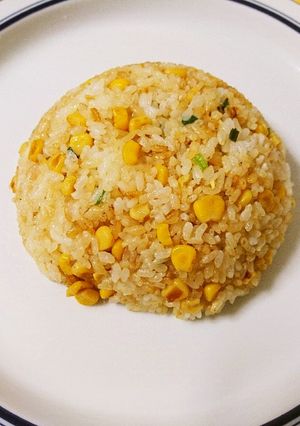 簡単ランチに♫コーンバター炒飯-レシピのメイン写真