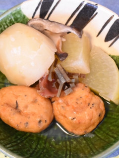 大根とがんもの梅干し煮-レシピのメイン写真