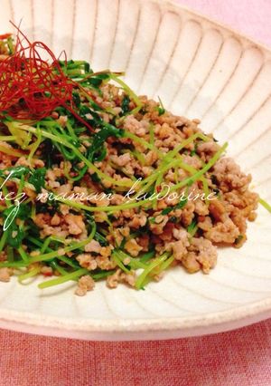 豆苗と豚ミンチの豆板醤炒め-レシピのメイン写真