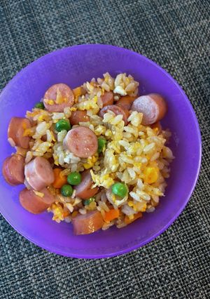 子供大好き♪ウィンナーチャーハン-レシピのメイン写真