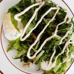 รูปของ 葉もの野菜と卵の蒸し焼き