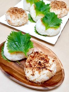 しょうがご飯の焼きおにぎり-レシピのメイン写真