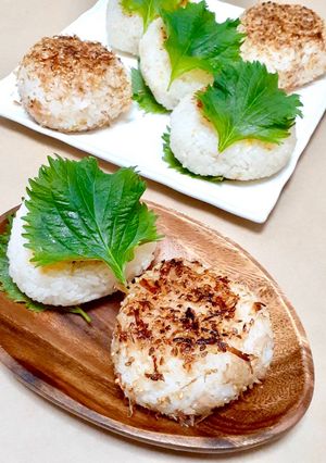 しょうがご飯の焼きおにぎり-レシピのメイン写真